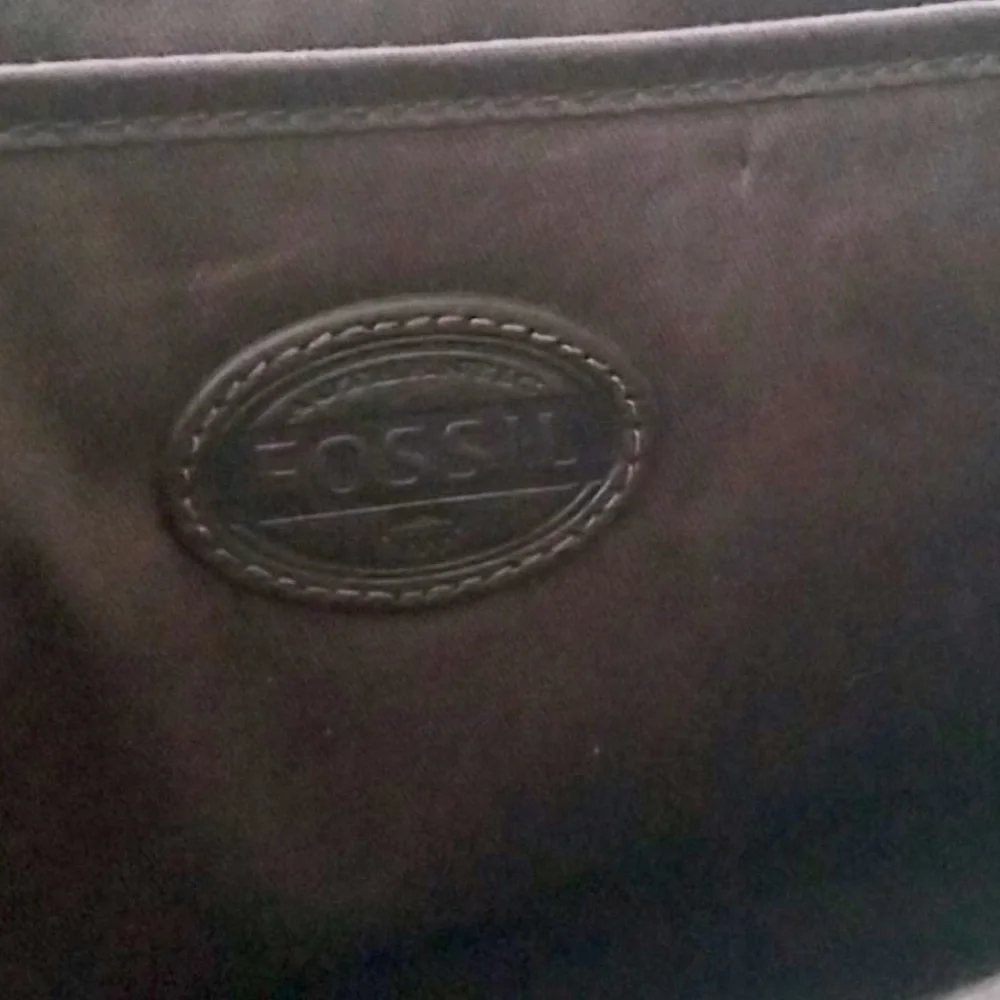 Fossil excellent used